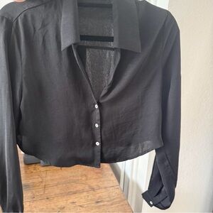 Women's Black Cropped Button-Front Blouse